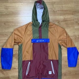 ETHIK TREKKOR ANORAK WINDBREAKER